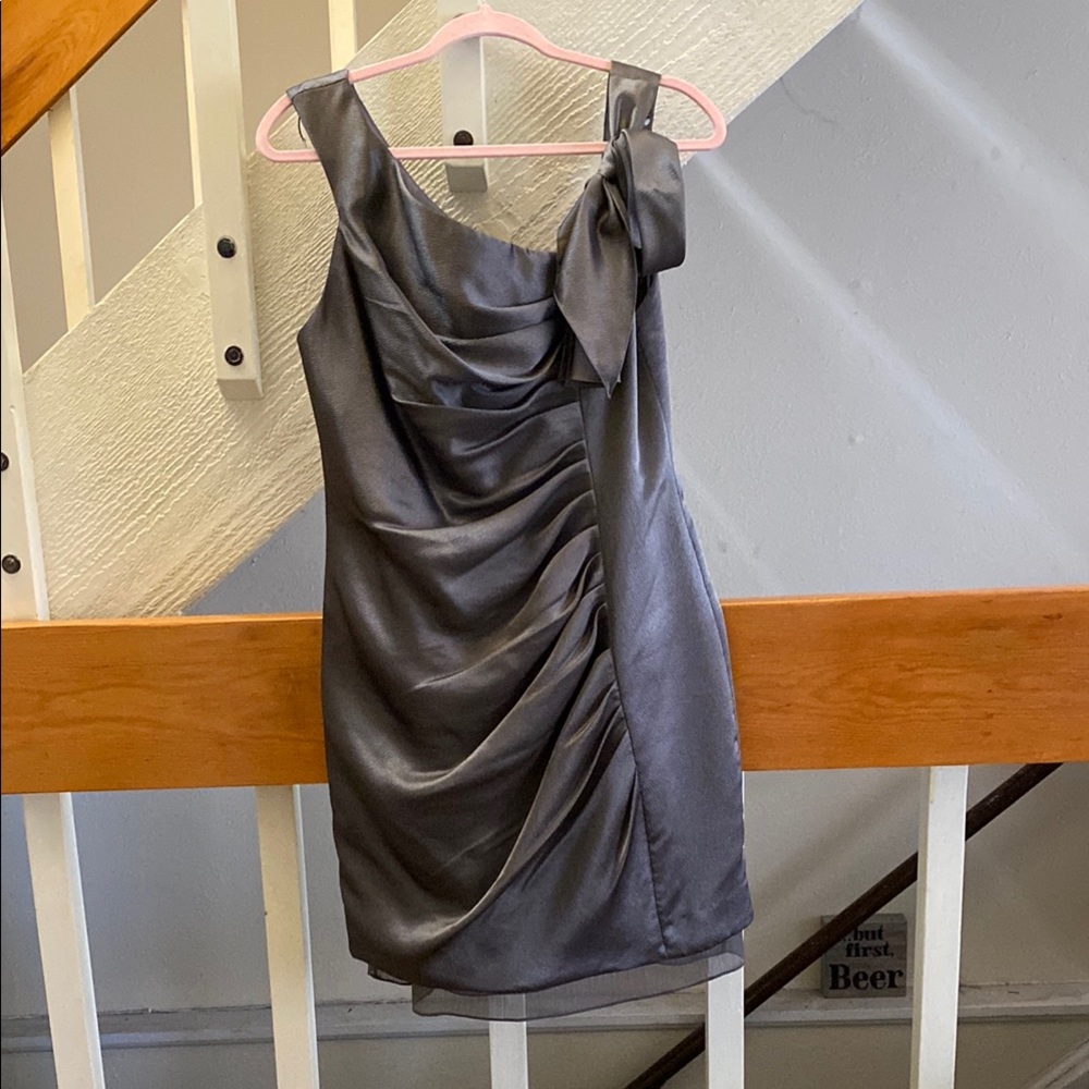 Vera Wang Slate Sliver Sleeveless Dress